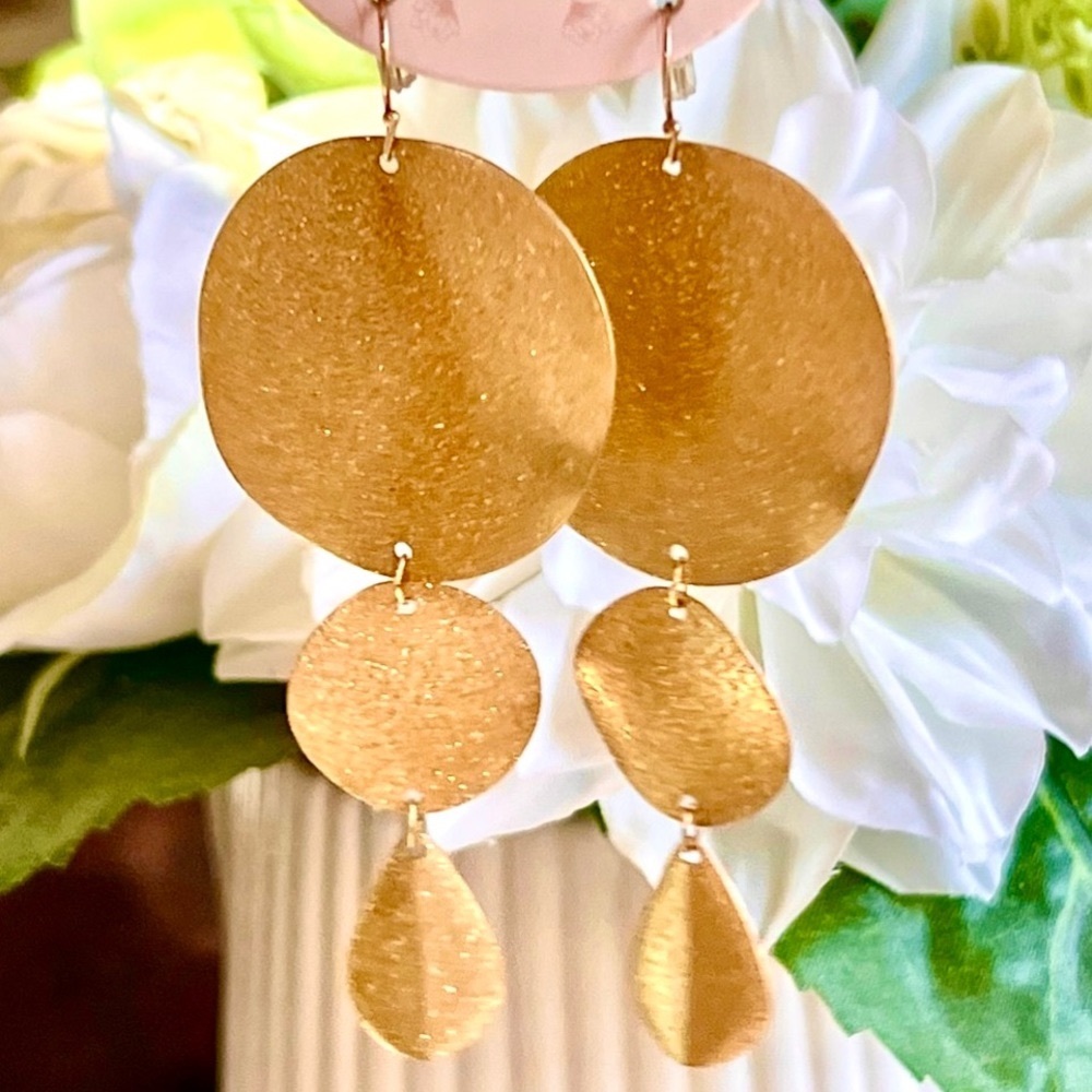 πΊπHPππΊ NWT Anthropologie Serefina Gold Disk Chandeliers - Picture 5 of 15